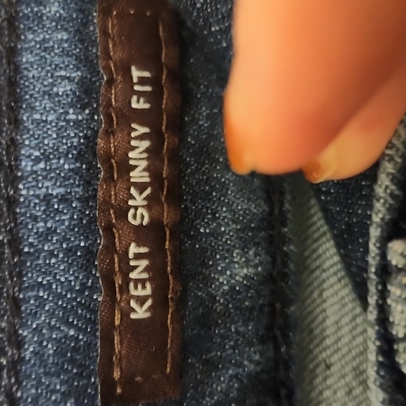 MICHAEL KORS Kent Skinny Jeans, Size 30x34, Tall, EUC, Dark Denim - Picture 3 of 6